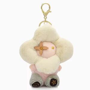 Luxury Fashion Flower Plush Keychain